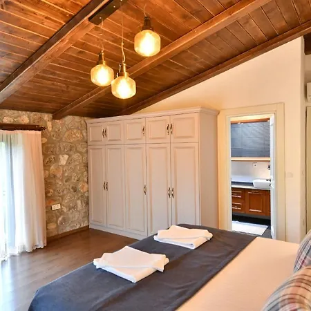 Villa Yaba 1 Villa