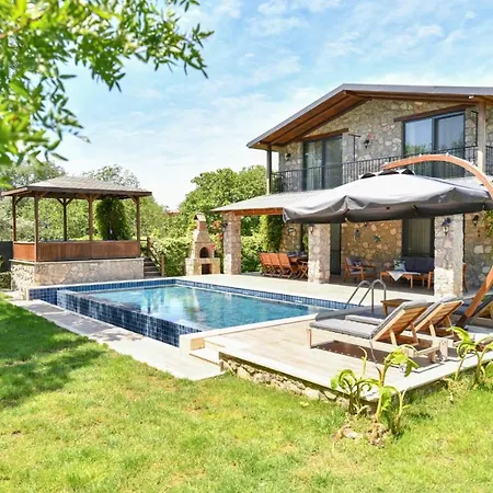 Villa Yaba 1 Villa