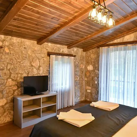 Yaba 1 Villa Villa